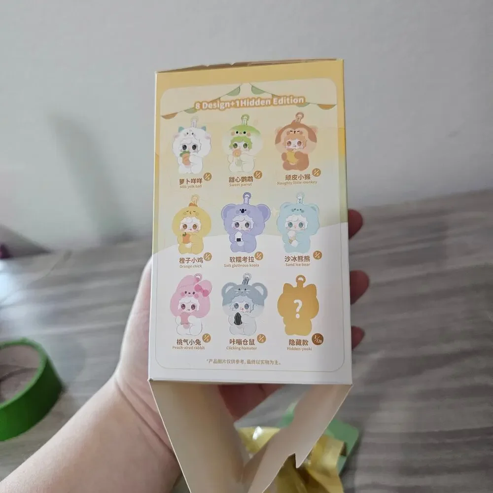 Yooki Hug Gourmet Restaurant Vinyl Plush Pendent CONFIRMED Sweet Parrot